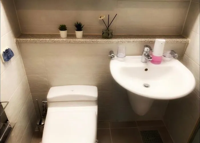 Despacito Oasis - 2 Private Bathroom Max 6 Beds 아파트