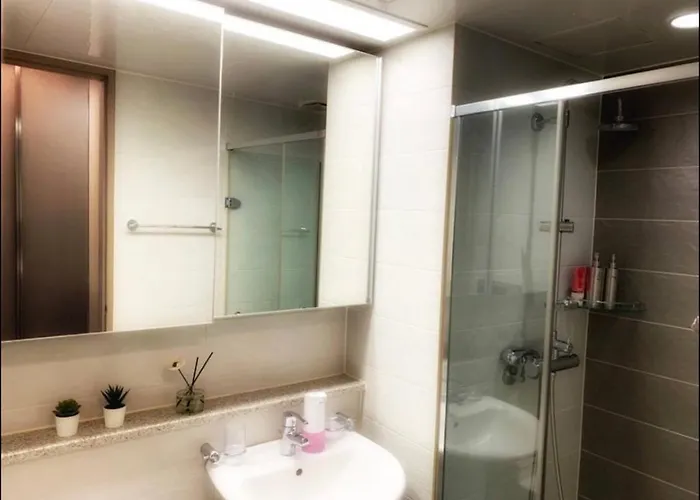 Despacito Oasis - 2 Private Bathroom Max 6 Beds