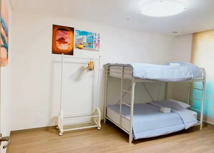 Despacito Oasis - 2 Private Bathroom Max 6 Beds 아파트 서울특별시
